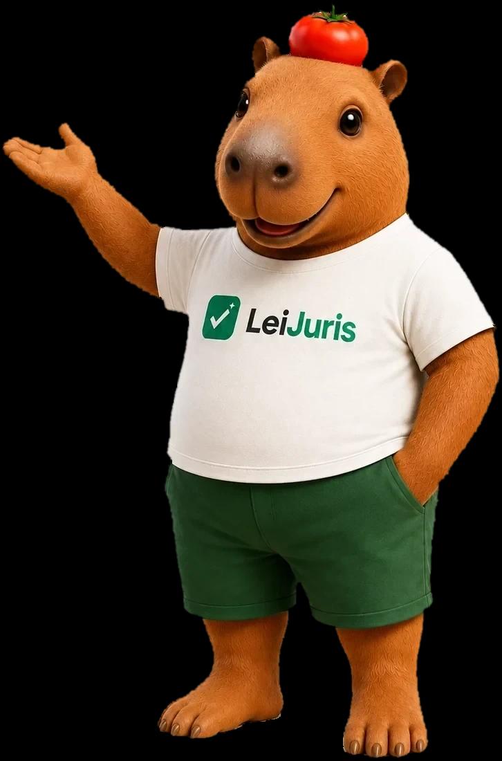 Severino, o mascote capivara do LeiJuris, de camiseta com o logotipo e bermuda verde, apresentando a plataforma